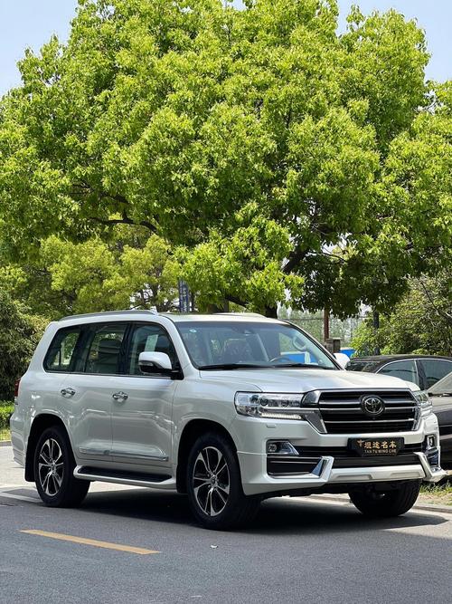 陆地巡洋舰5700／陆地巡洋舰5700顶配多少钱