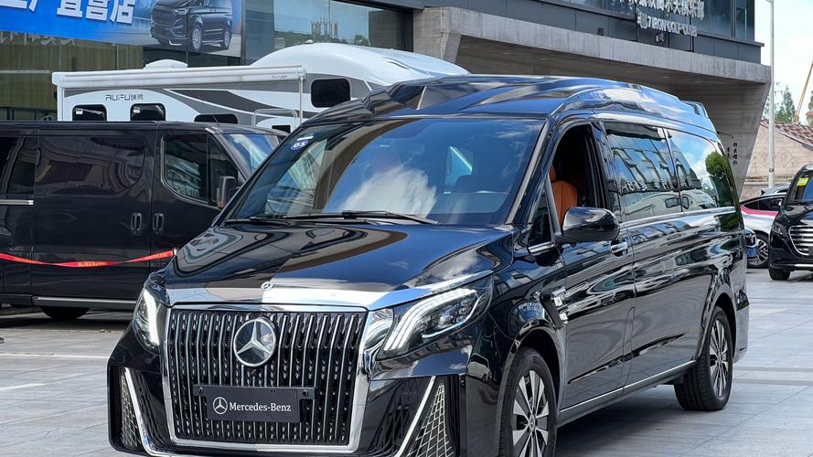 奔驰商务汽车图片(奔驰商务汽车图片高清)