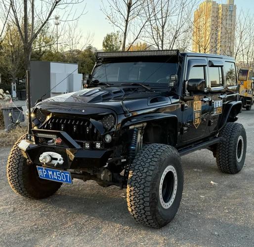 真正的越野车 真正的越野车只有牧马人