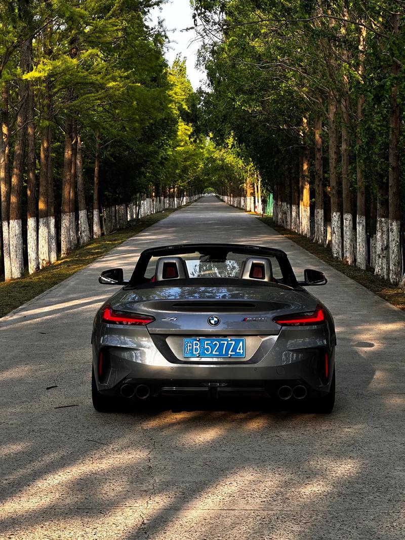 宝马z4报价敞篷跑车图片,宝马z4报价敞篷跑车30t