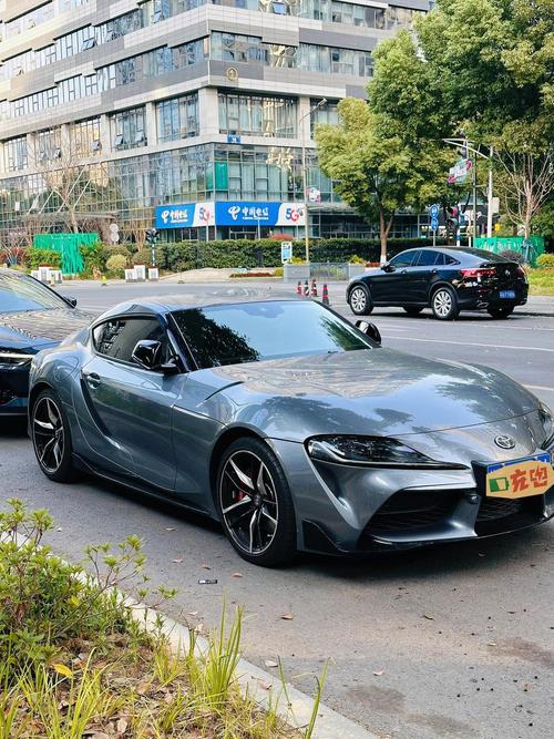 丰田牛魔王图片 丰田牛魔王图片大全