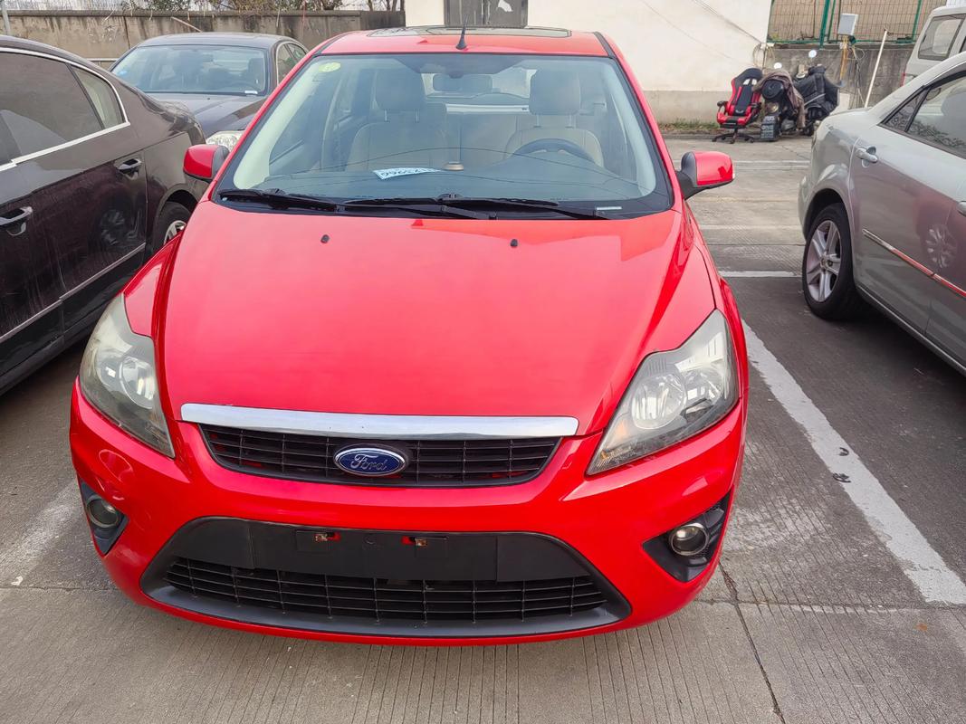 福特福克斯12年的多少钱／福克斯12年款图片