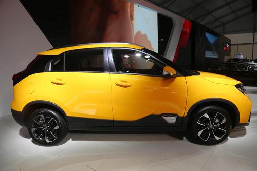 东风ax4图片及报价(东风ax4新款2020)