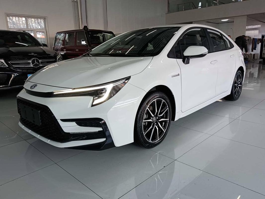 【雷凌油电混合售价2023款图片,雷凌2020款油电混合动力报价及图片】