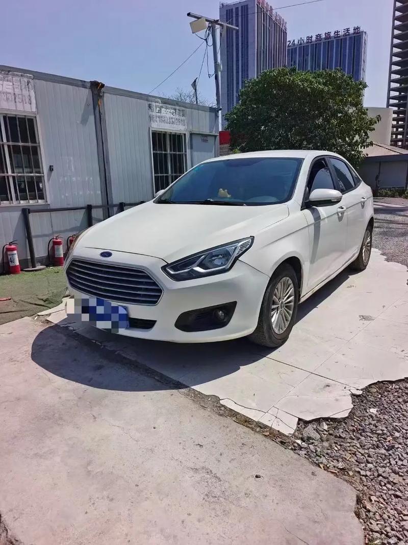 2017年福特福睿斯质量可靠吗 17年福特福睿斯多少钱