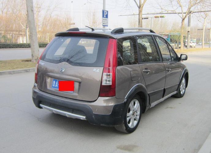 2012年东风景逸多少钱 东风景逸12年款16手动